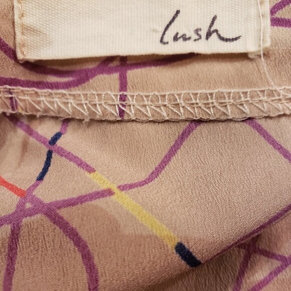 LUSH Abstract Creme Mini Dress - Picture 5 of 5